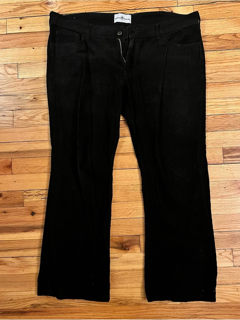Killer Retro Men’s Black Mod 70s Cord Flares. Size 38.